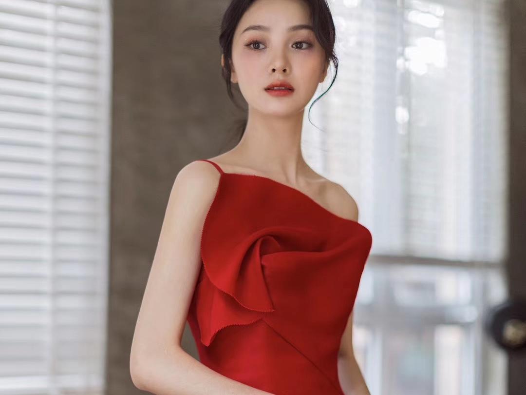 【匠心之作】2020款女王系列3件套+4伴娘服