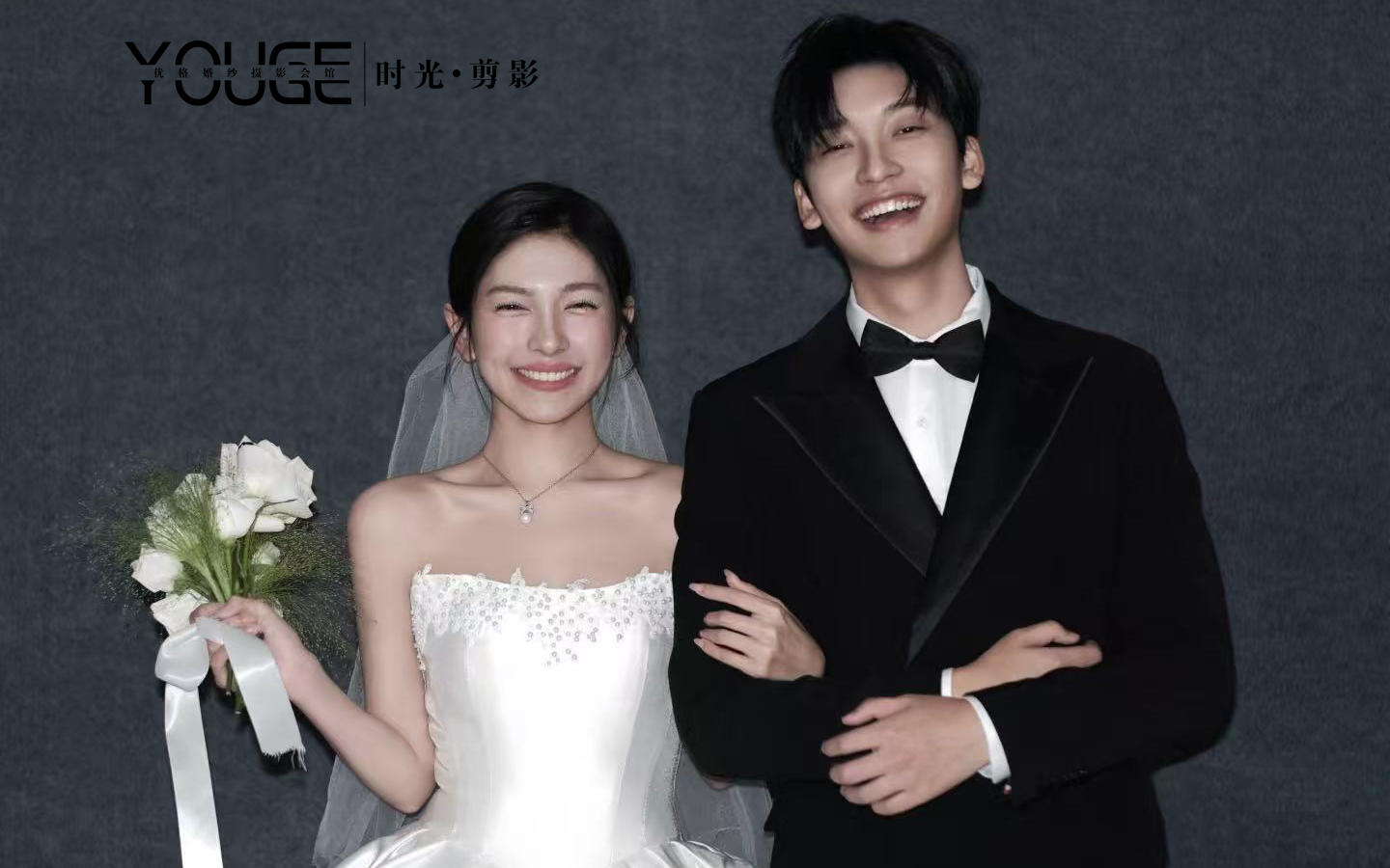 【優(yōu)格】不愛跟風(fēng)！拍了組甜酷風(fēng)超耐看的韓系婚紗照