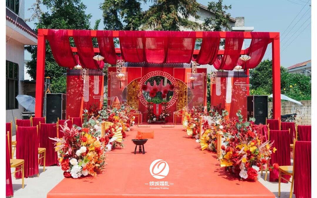 戶外傳統(tǒng)中式婚禮，大氣恢弘