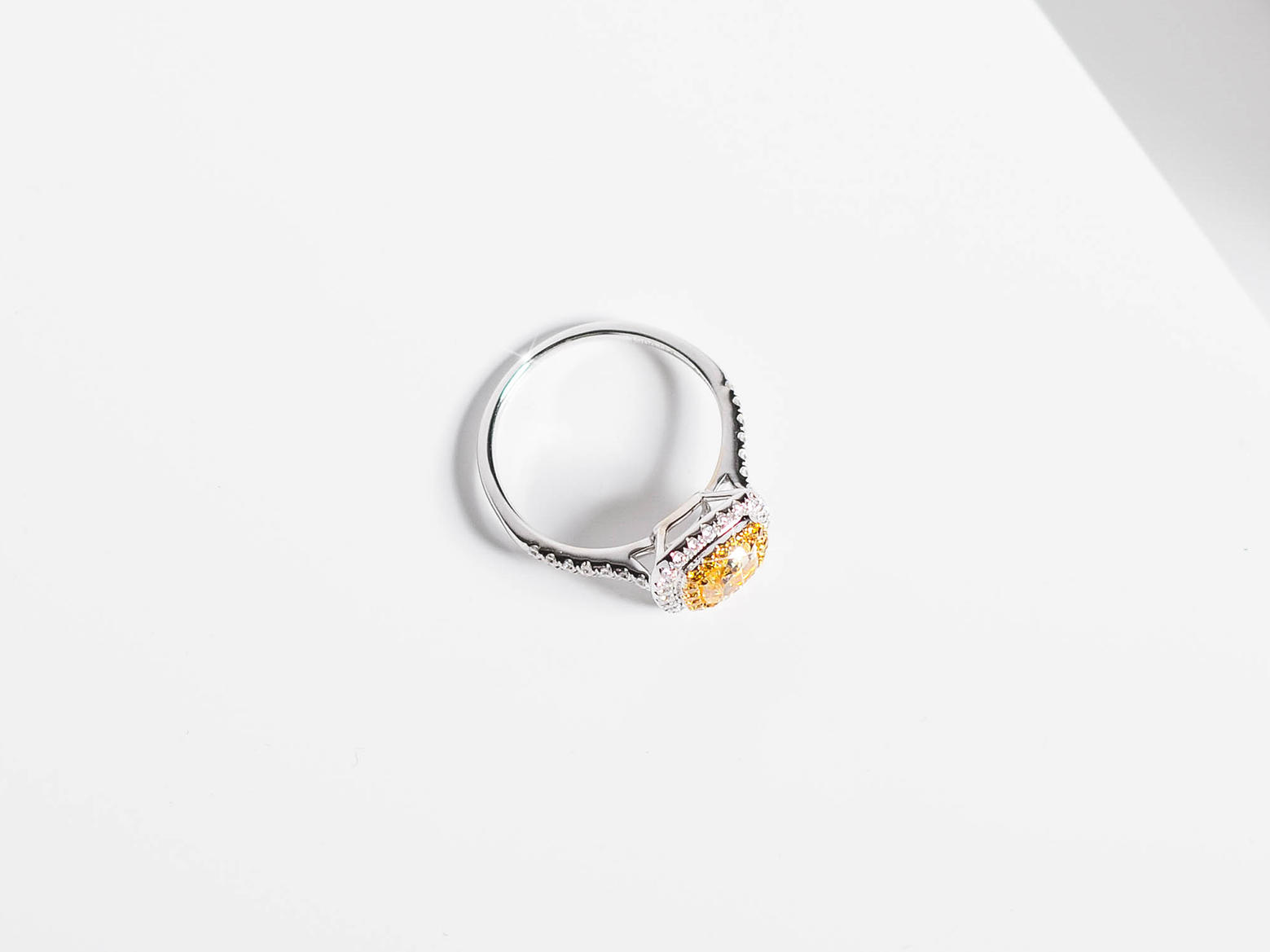 FASCINE | 1克拉双层环绕镶钻奢华黄钻