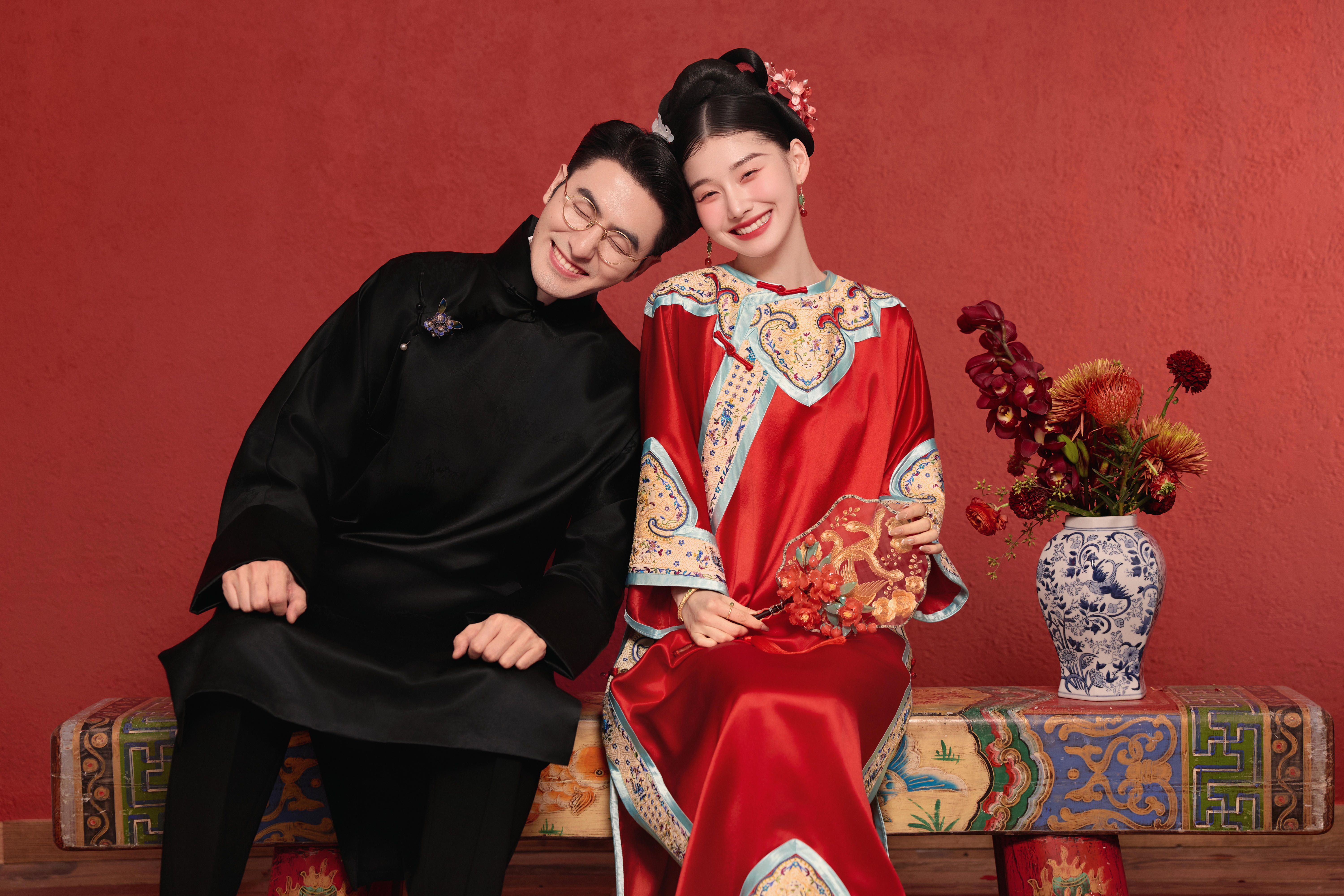 清汉服婚纱照演绎古典浪漫