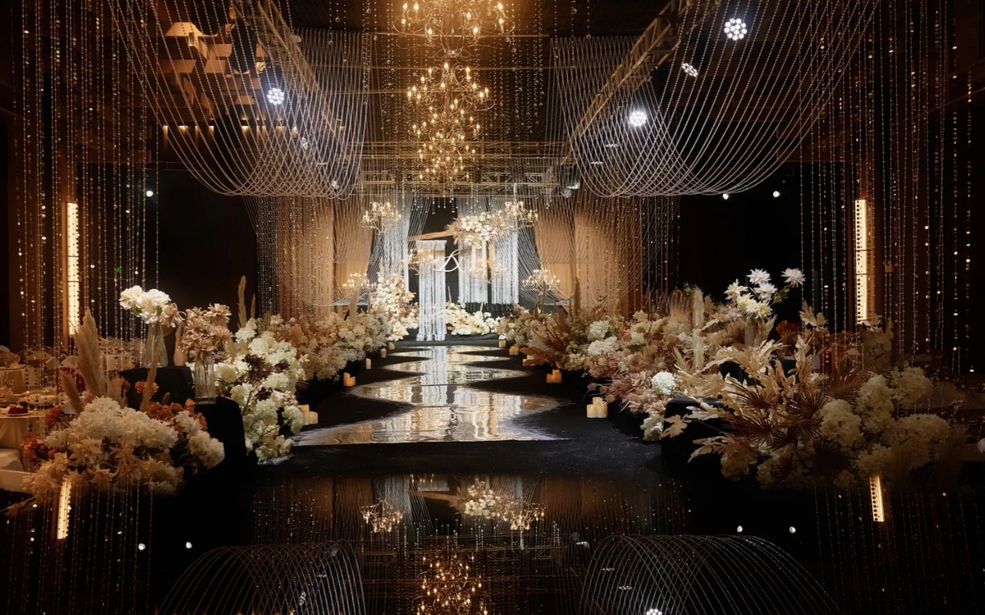 丽匠婚礼-鎏金夜景璀璨婚礼 