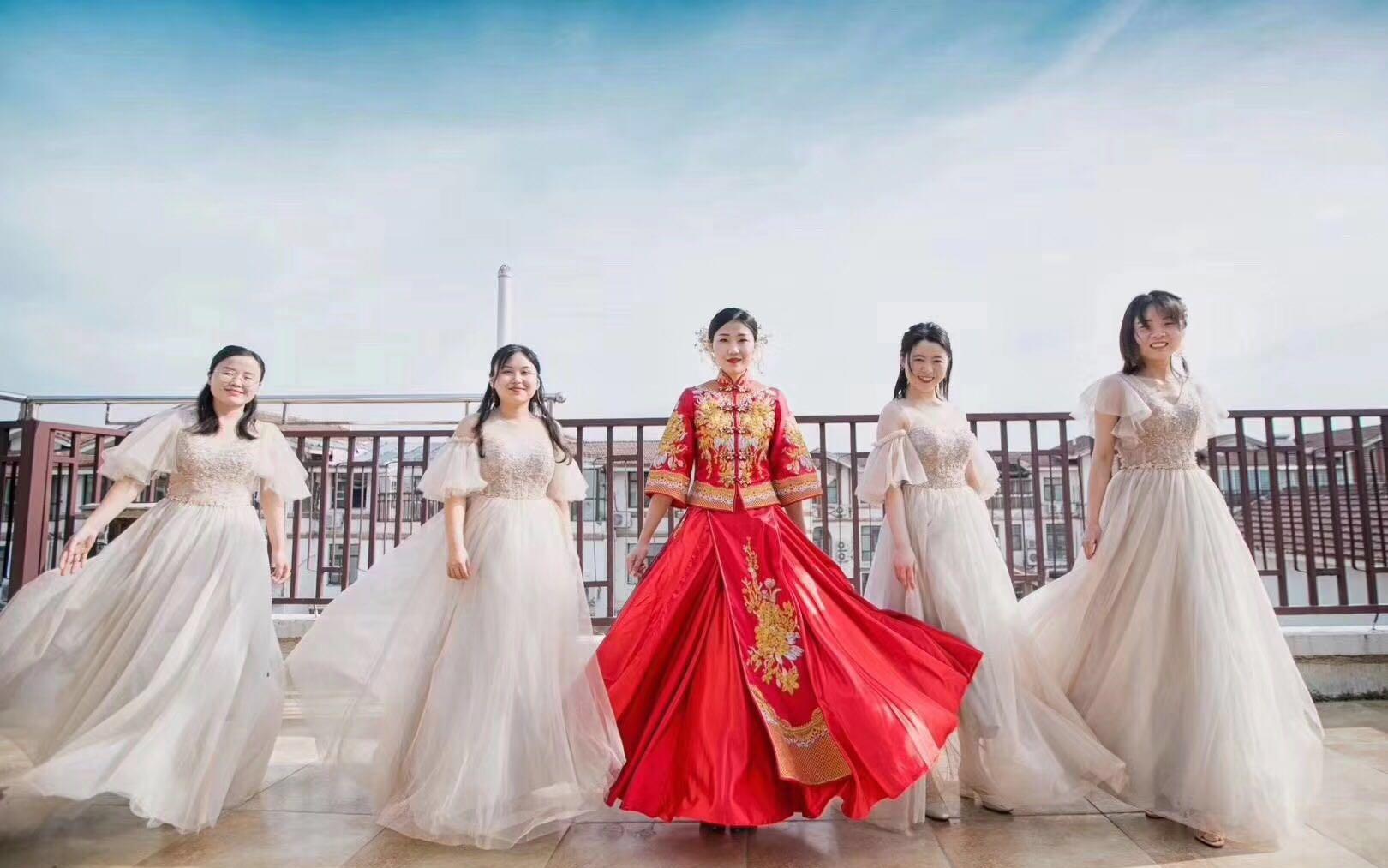 出门妆霸气中式秀禾妆容造型