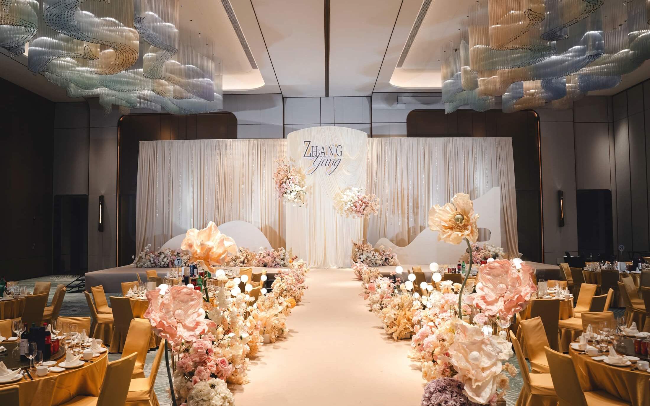 8888小預(yù)算婚禮簡(jiǎn)約香檳色韓式