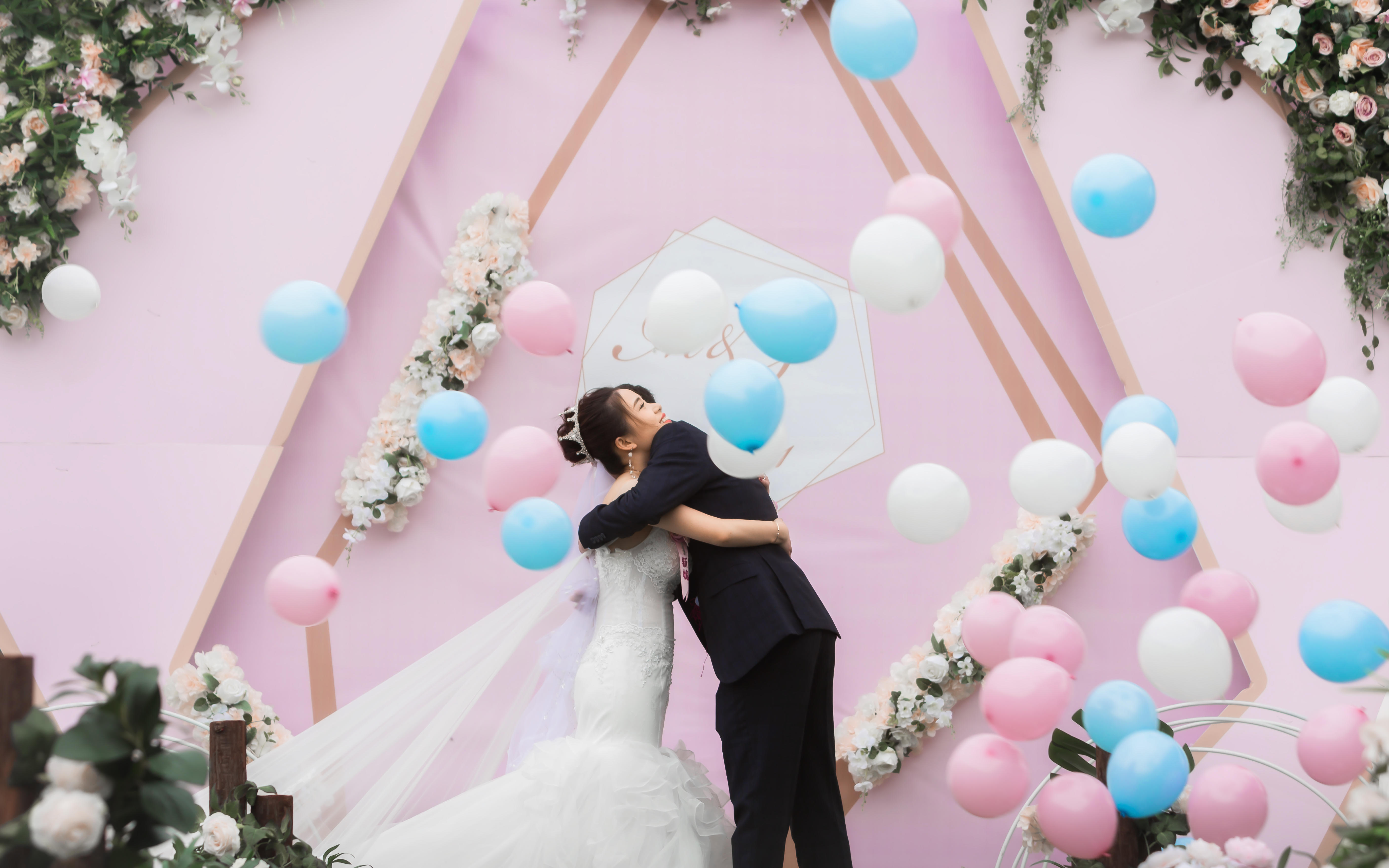 户外小清新草坪婚礼    