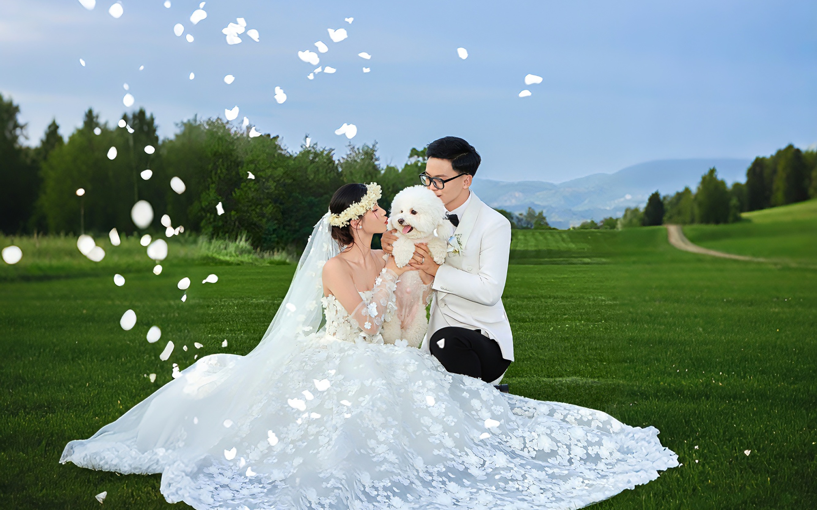 抄作业成功！！森系草坪婚纱照真的太香了！