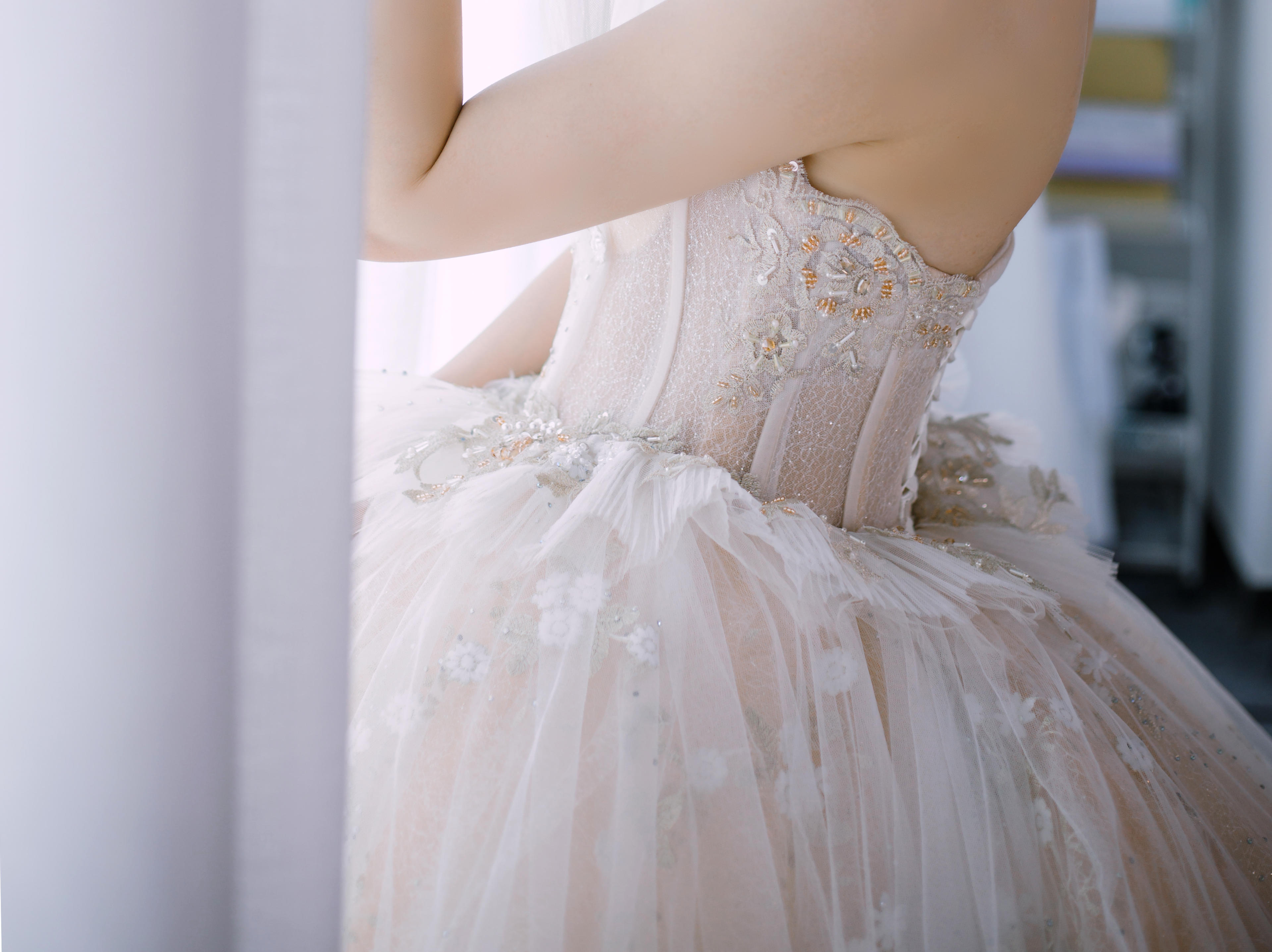 【花解语】3件套租赁 全款送新娘定制晨袍