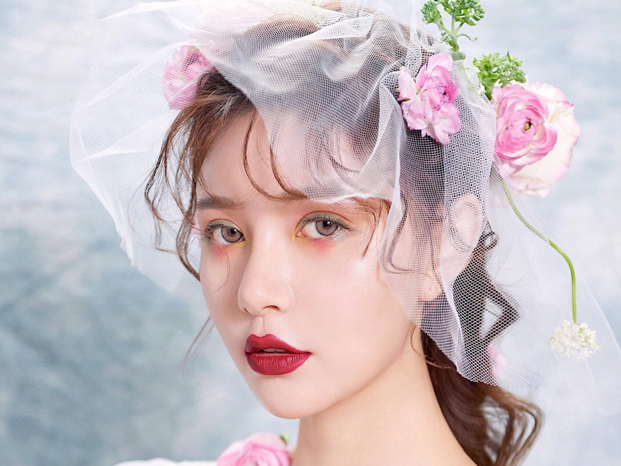 星级定制·高清喷枪新娘全程跟妆+宝石定制新娘一套