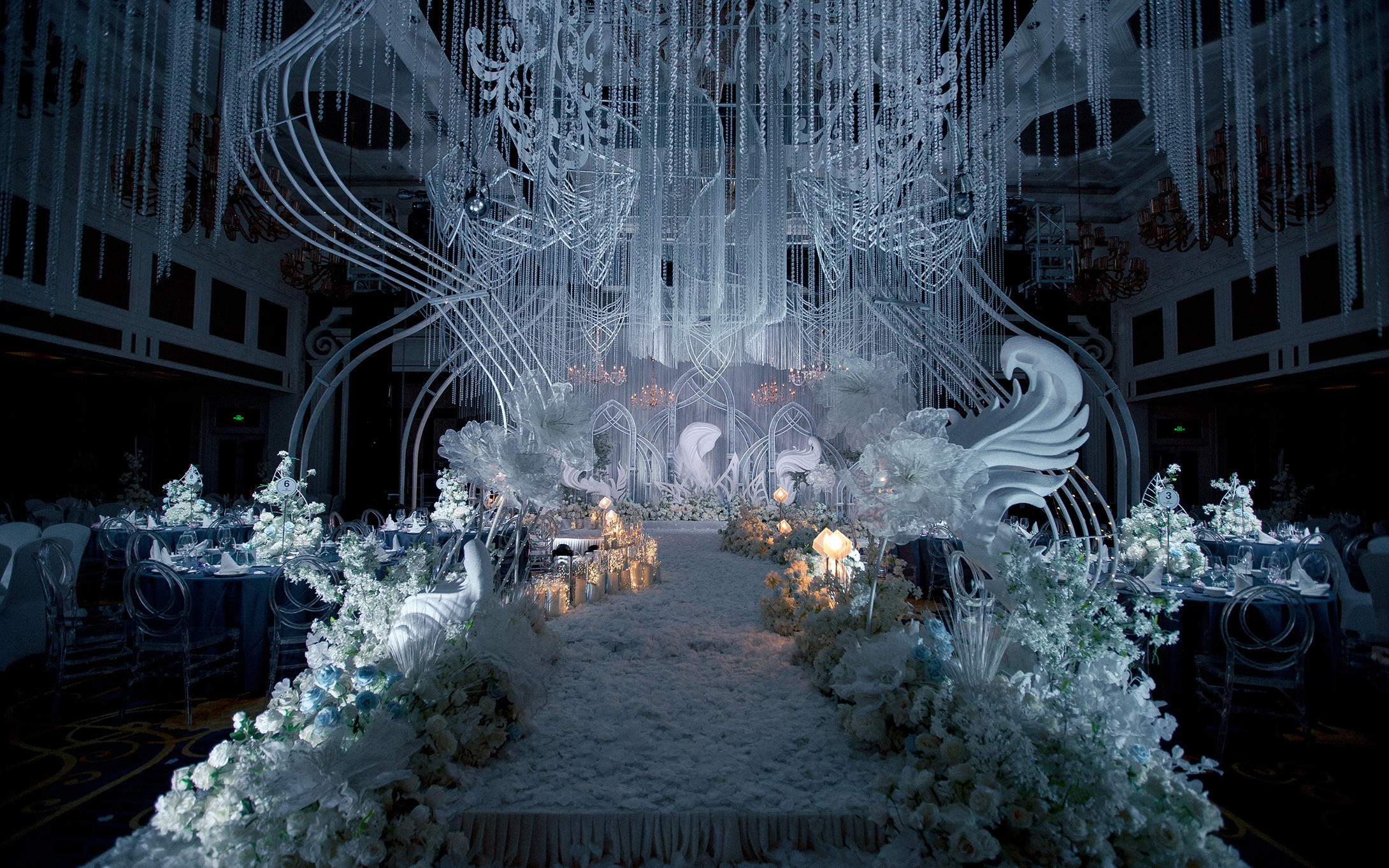 「凡心素履·婚礼定制」蓝色幻想五桌婚宴