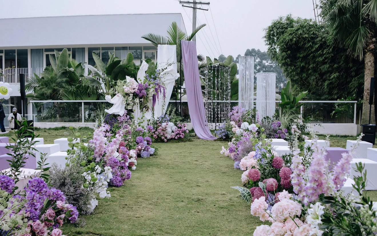 森系婚礼邂逅自然之美，清新浪漫悄然绽放