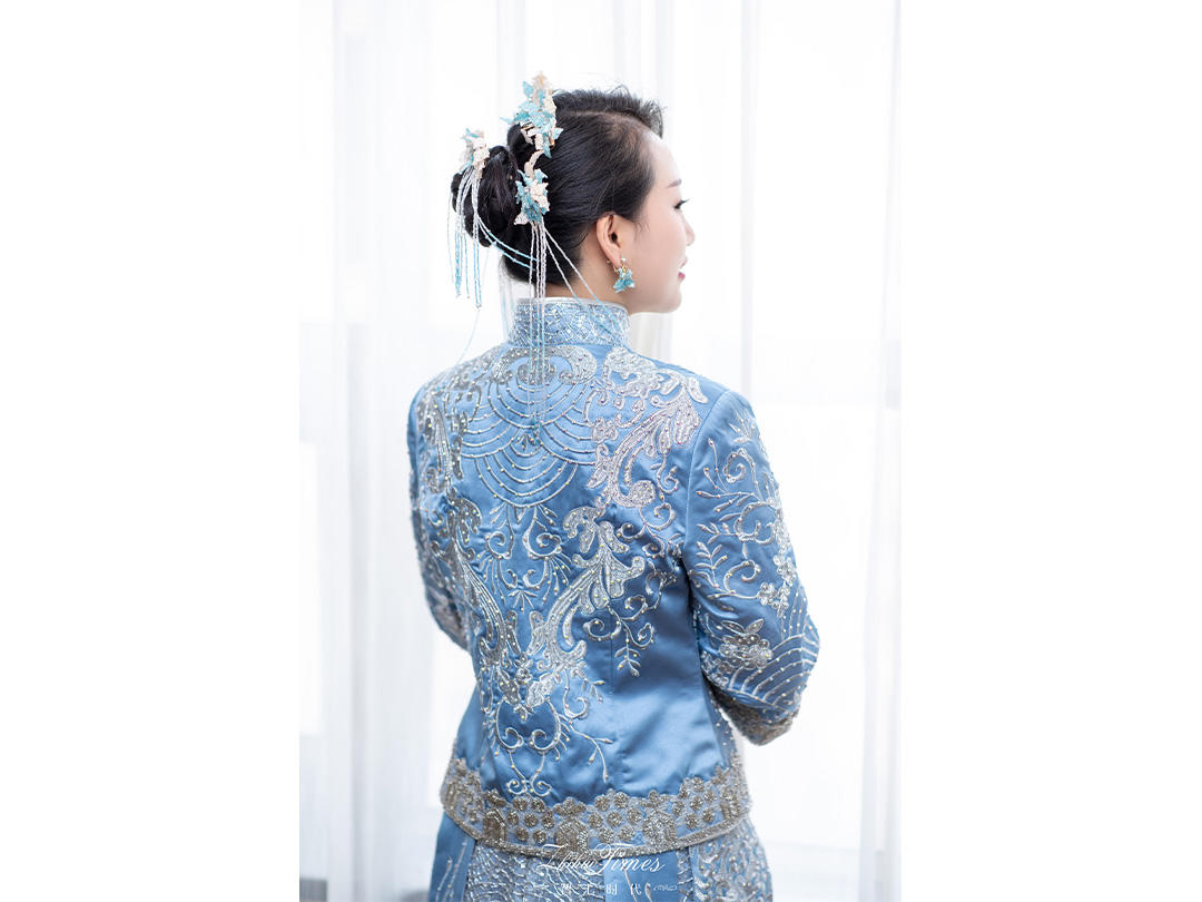 【泡芙婚纱】蓝色重工刺绣钉珠马来袍单品租赁