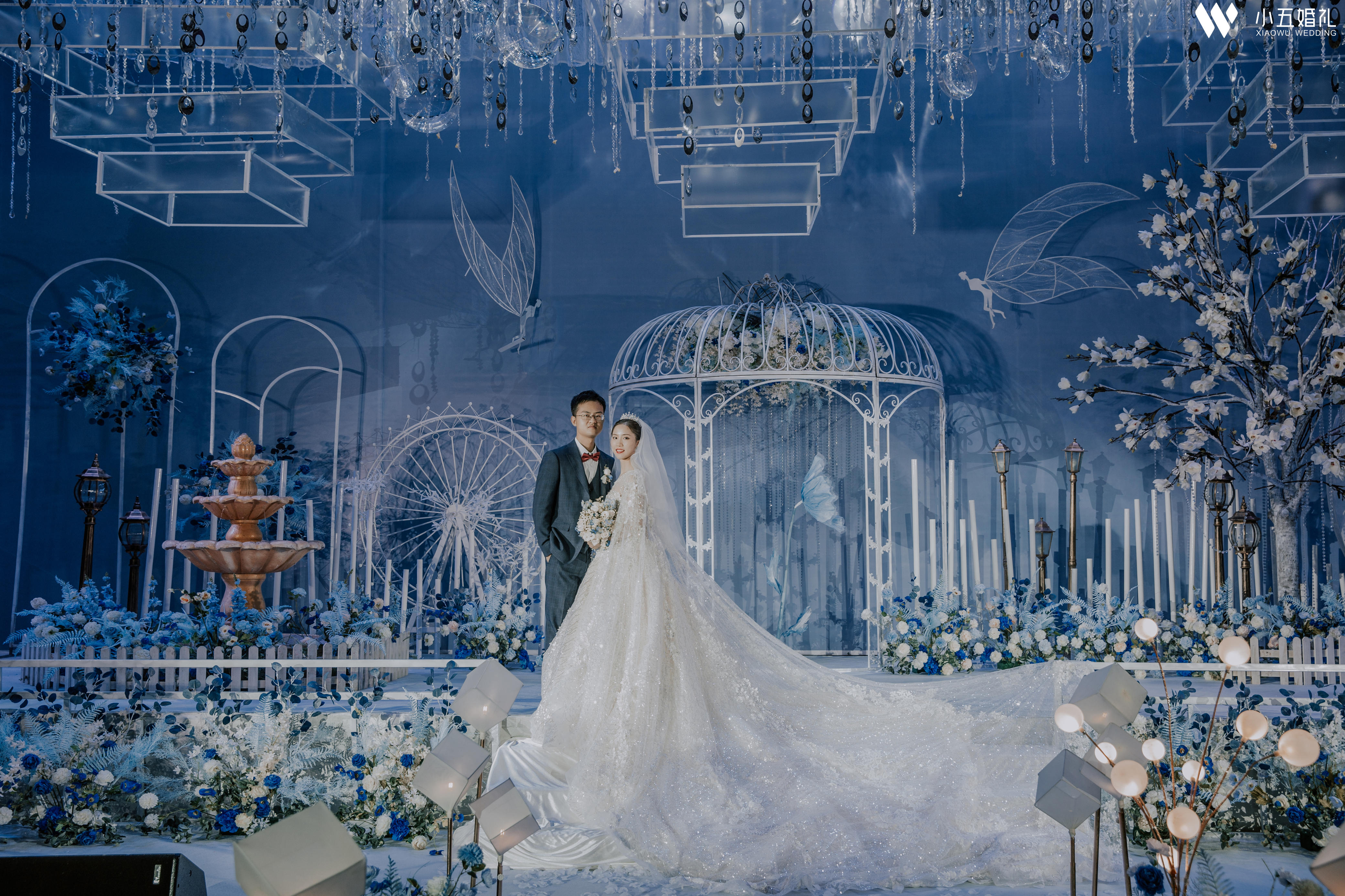 小五婚礼｜梦幻花海风格婚礼