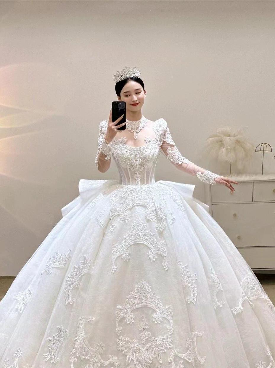 高定婚纱