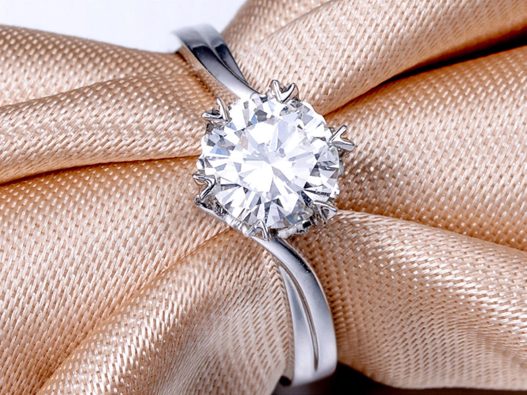 【雪舞】50分G色钻石戒指18K金