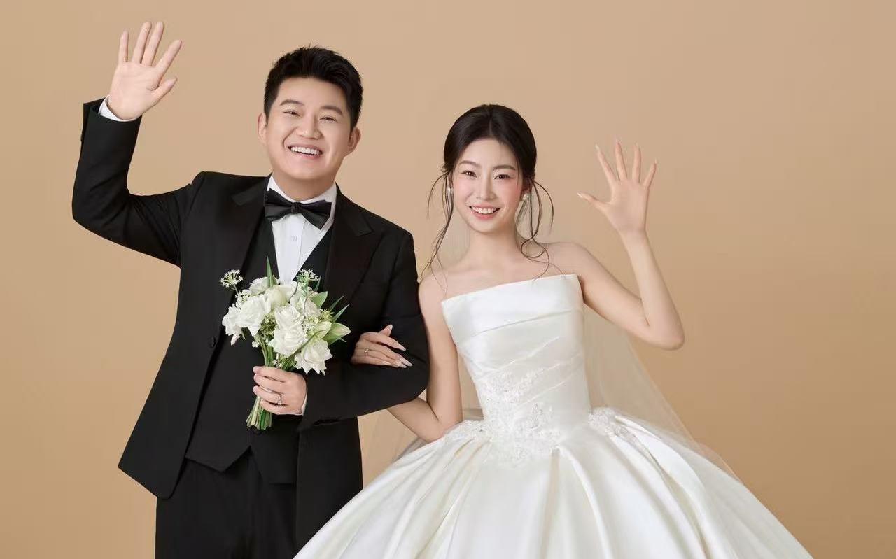 梁先生&曹女士2