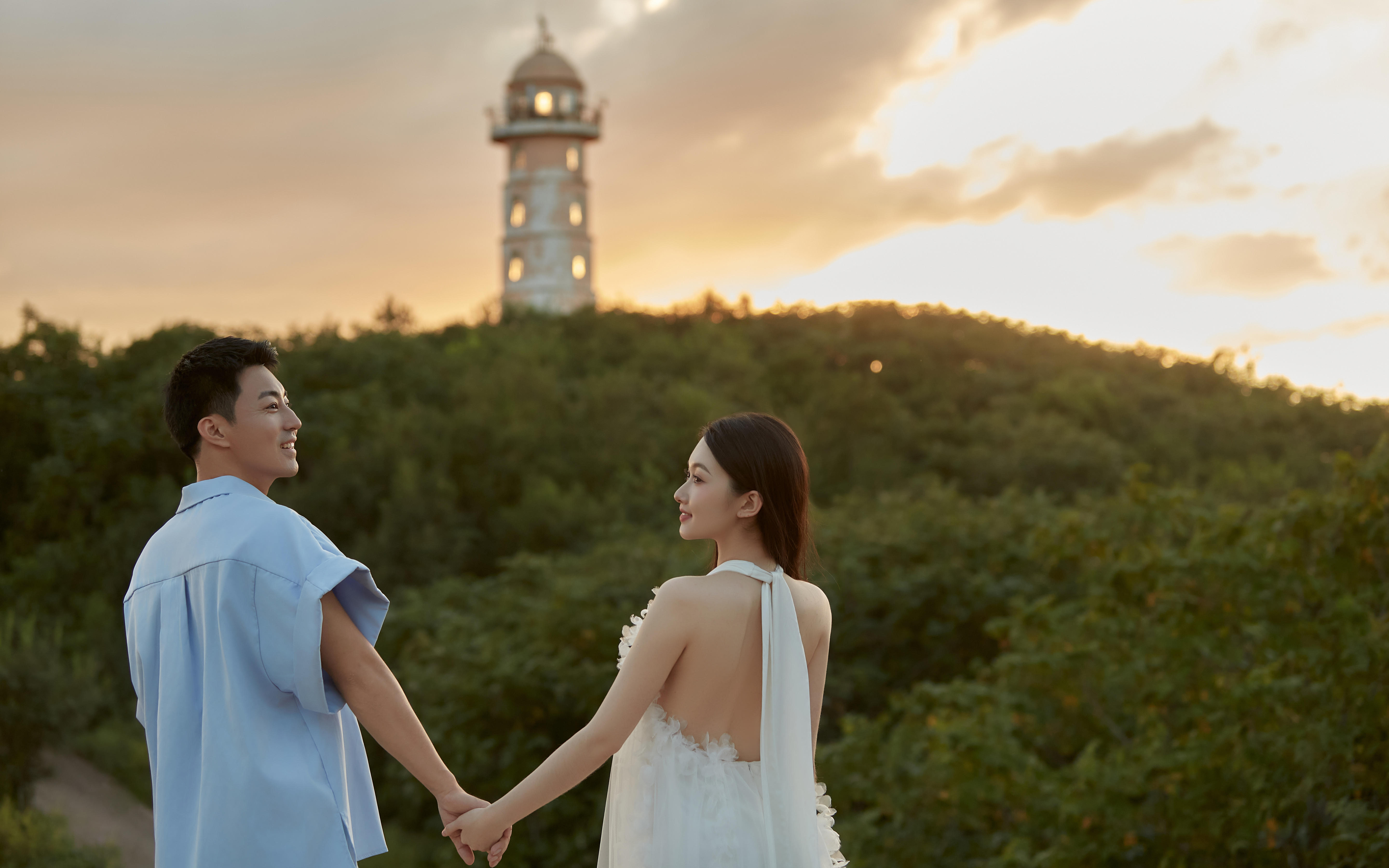 氛围感山顶纪实婚纱照