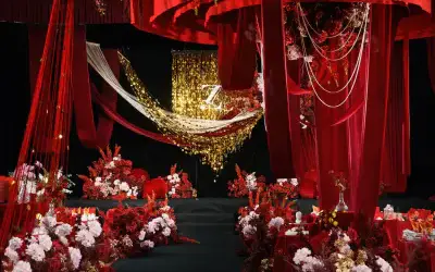 红色秀场风婚礼