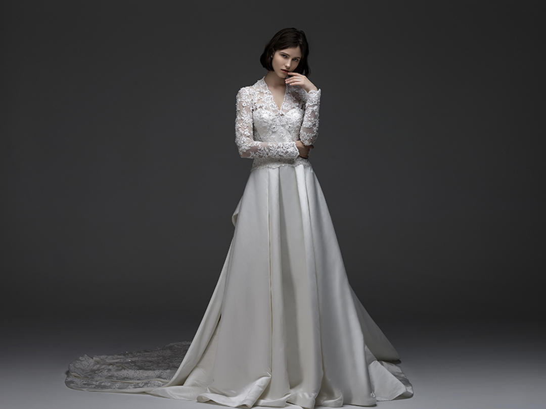 全店任选4套【婚纱、礼服、秀禾服、伴娘服】