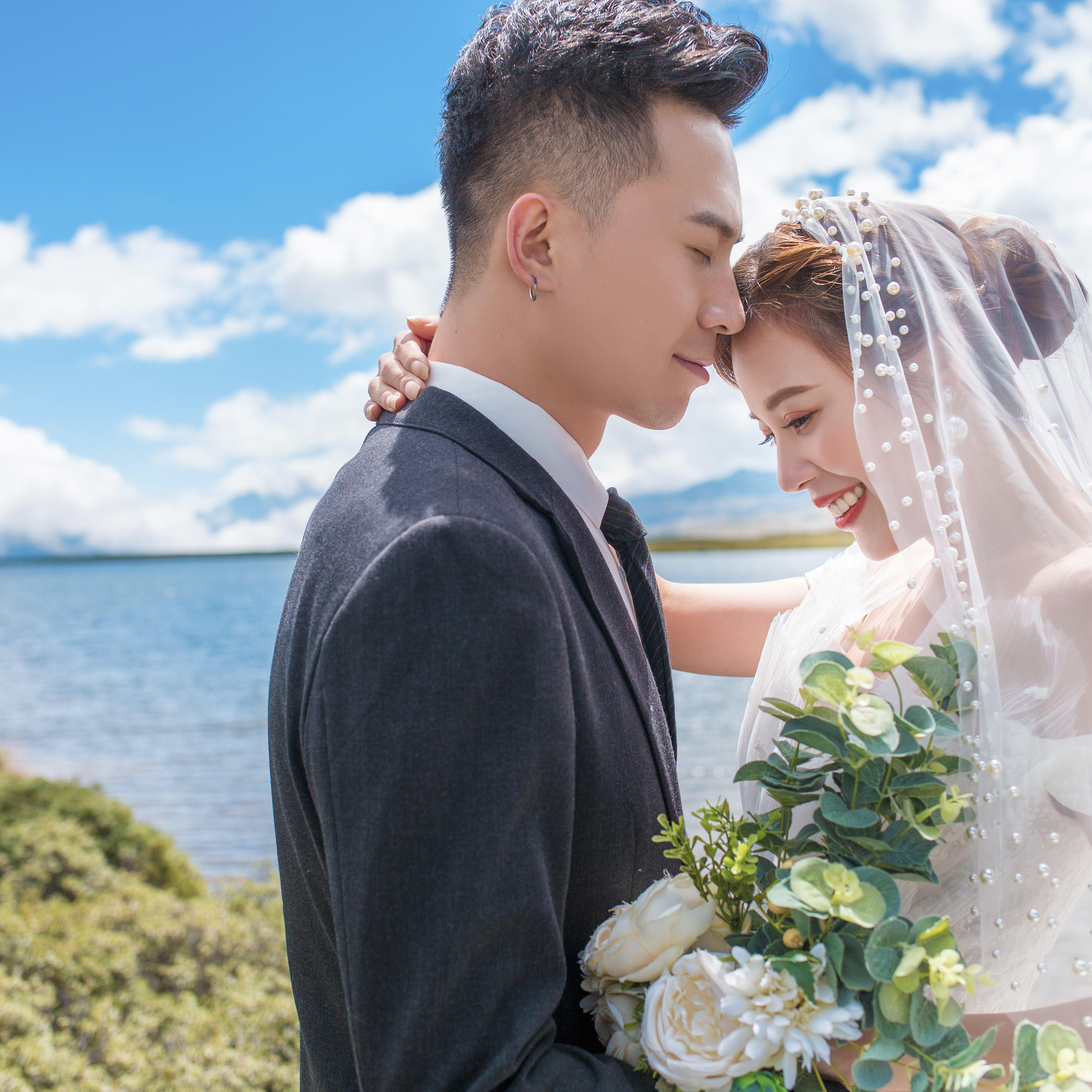 木格措藏装婚纱照客片，川西旅拍 康定婚纱照   