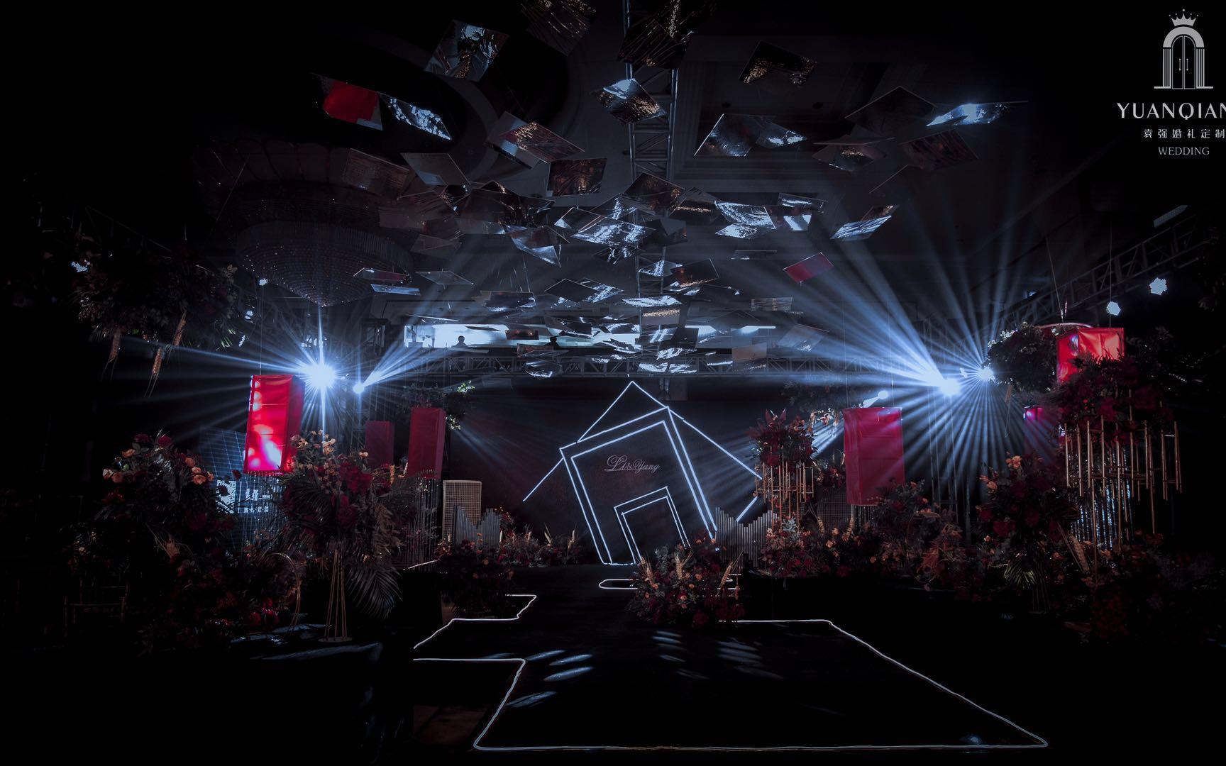 开封袁强婚庆花好月圆一楼婚礼展示