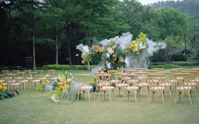 氛圍感野生橙綠戶外婚禮