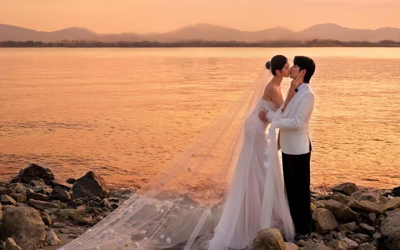【江邊日落婚紗照！】