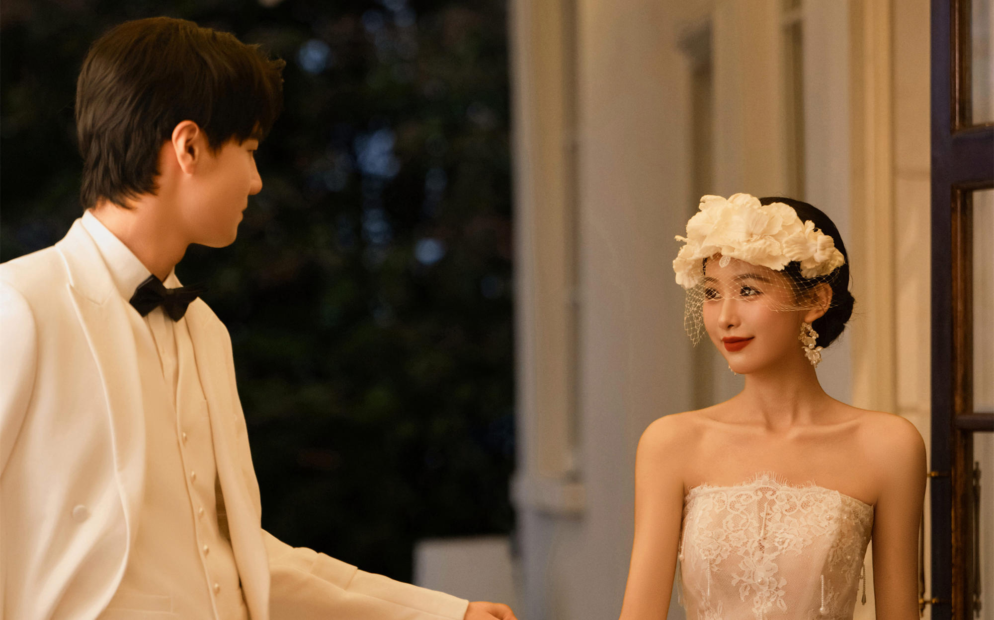 谁懂！这复古感婚纱照太绝了