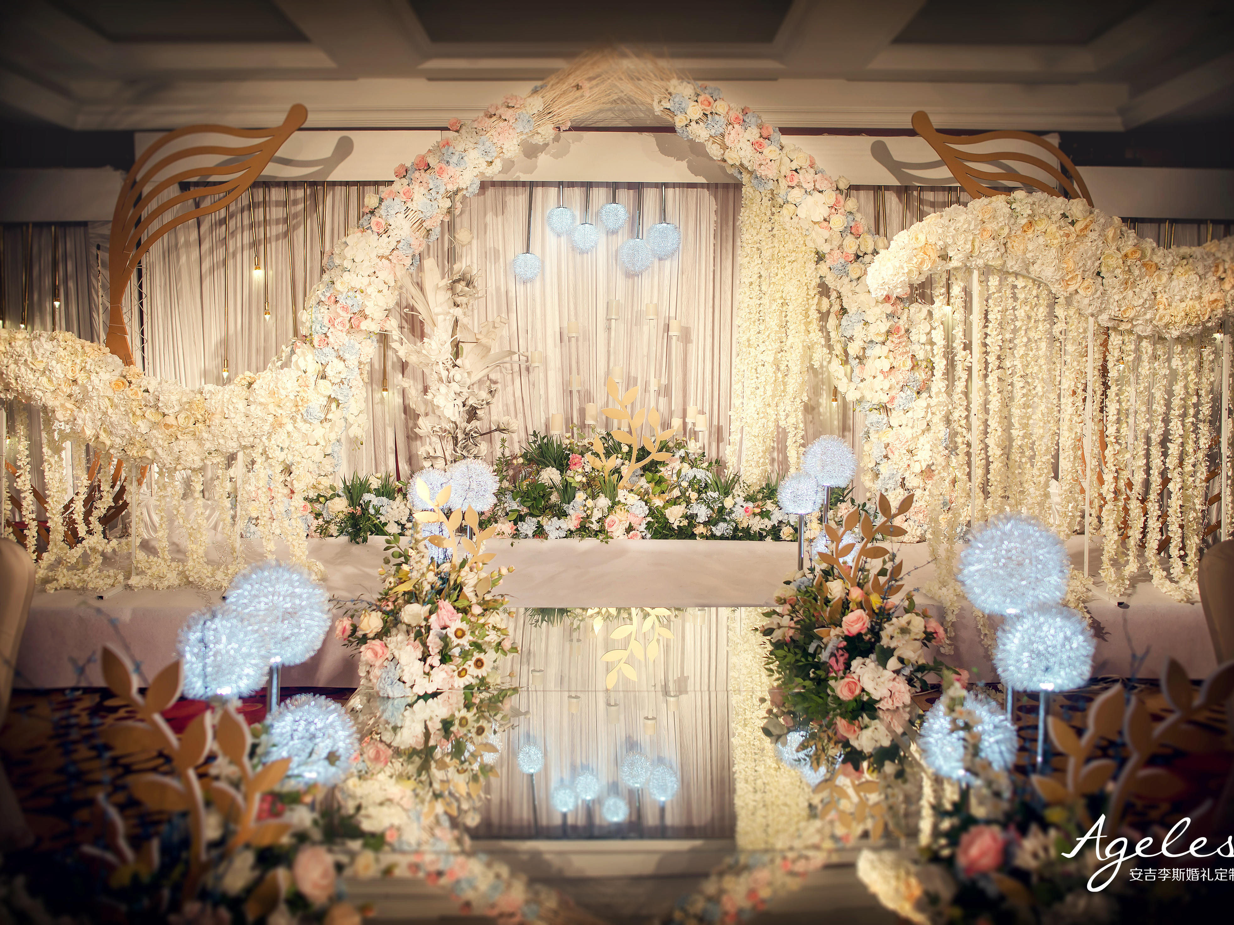 香槟金简约风婚礼丨为爱敞开的心门