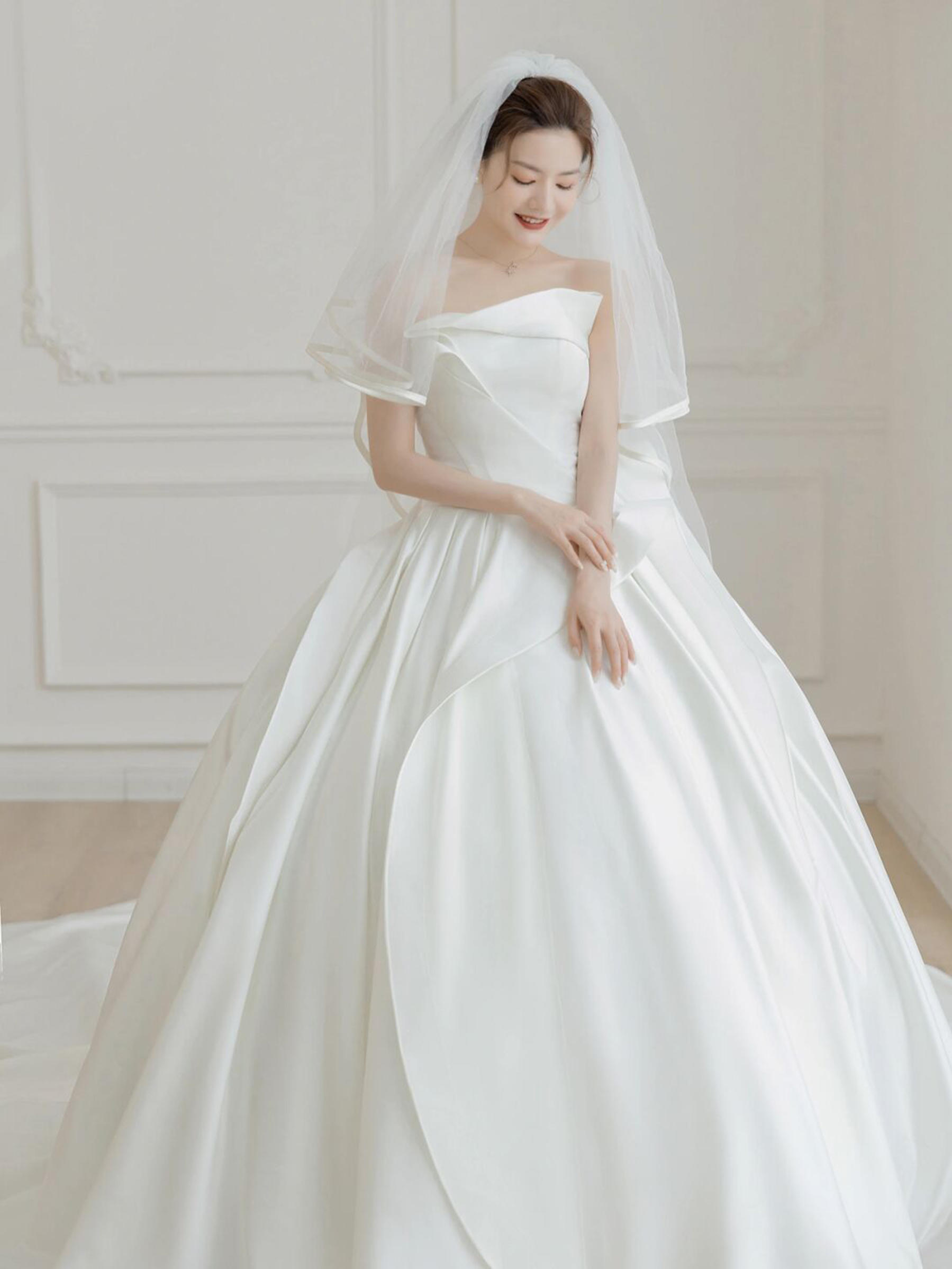 【慕莎礼服定制】创意定制缎面婚纱