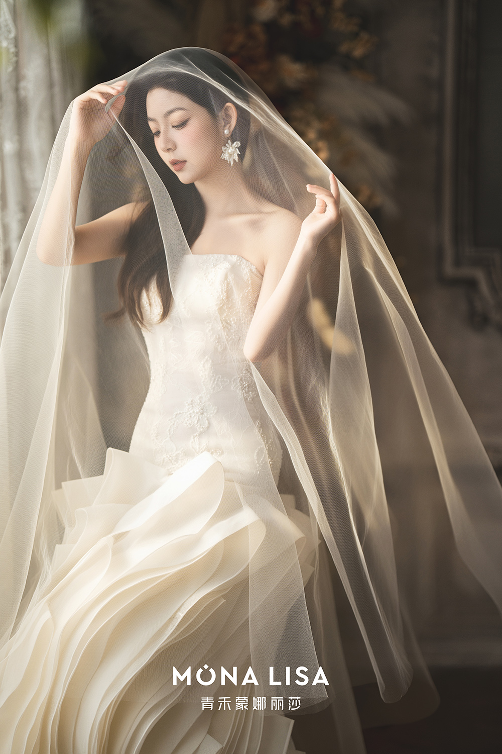 明星室内婚纱照｜浪漫又温柔的光影氛围感