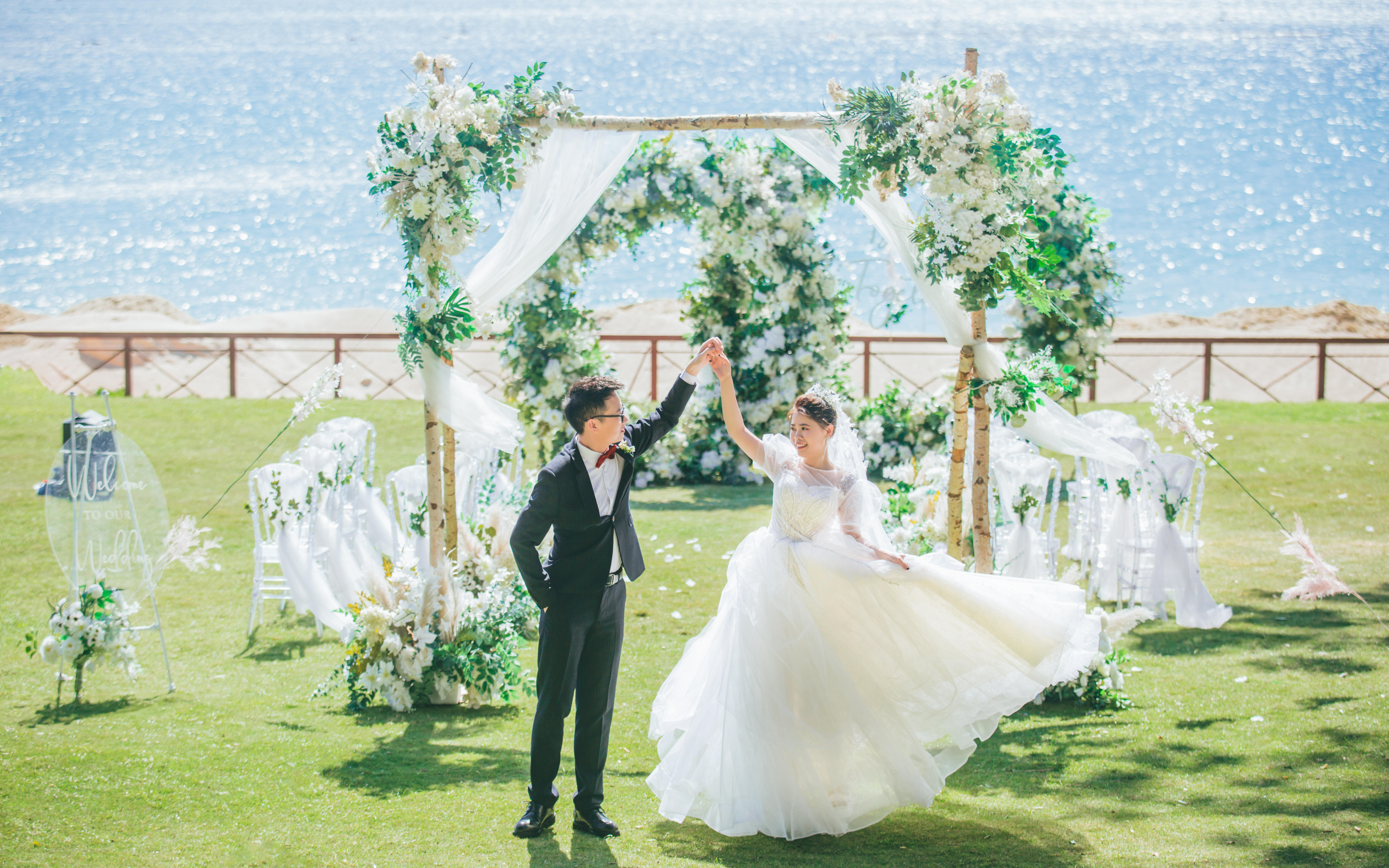 【三亚草坪婚礼】亚龙湾海景国际海边婚礼