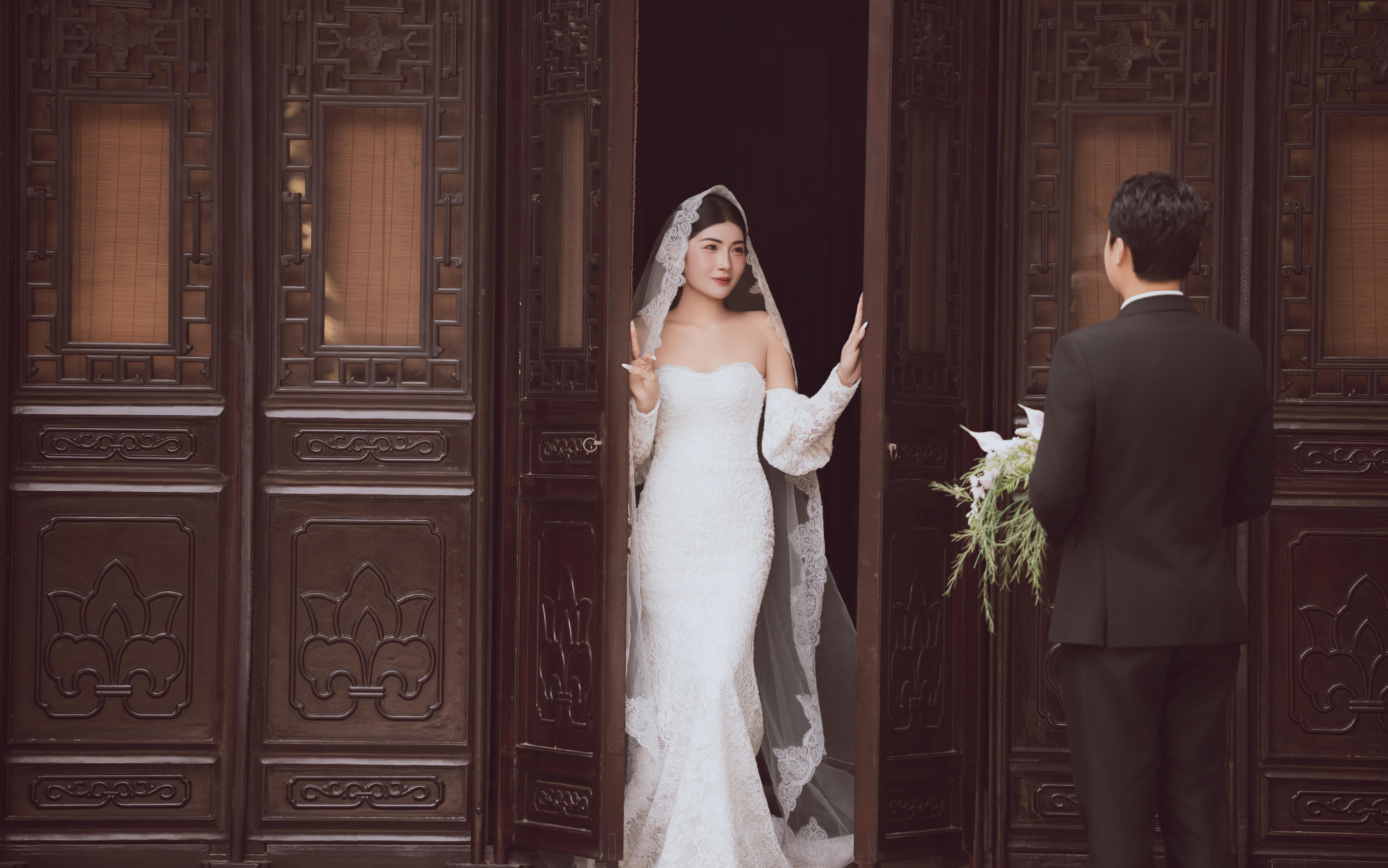 排到了超爱的园林风复古婚纱照