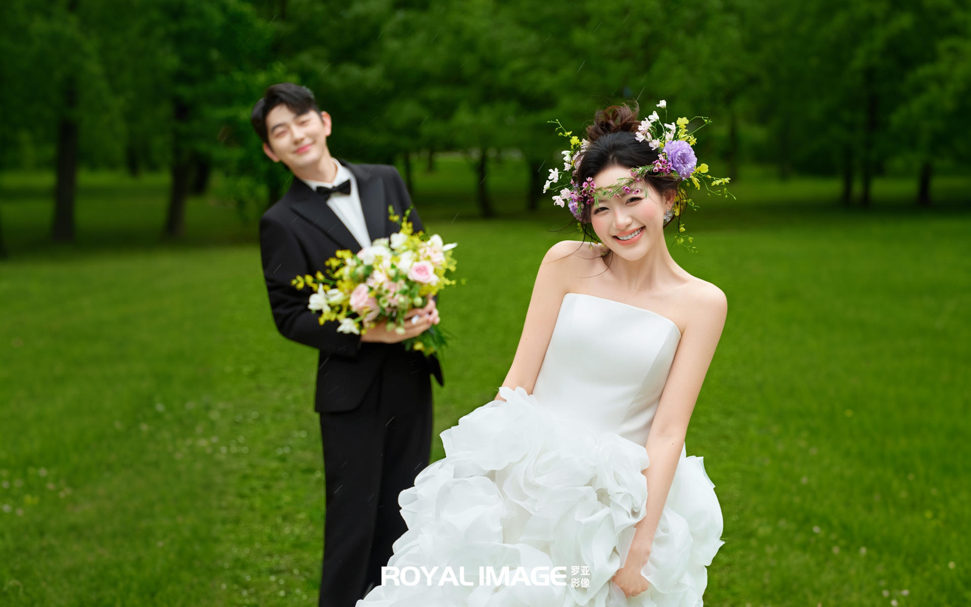 公主请拍‼超甜清新森系🍃草坪婚纱照
