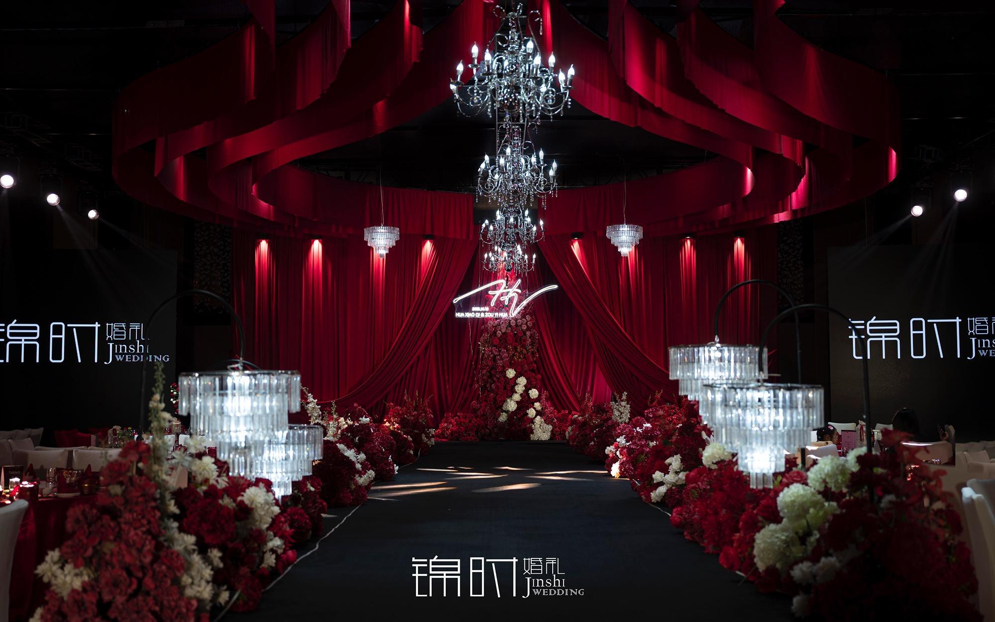 婚礼就要这么红