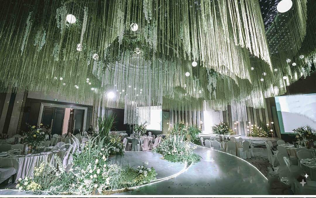 哈尔滨清新白绿色轻奢文艺轻复古风格婚礼策划