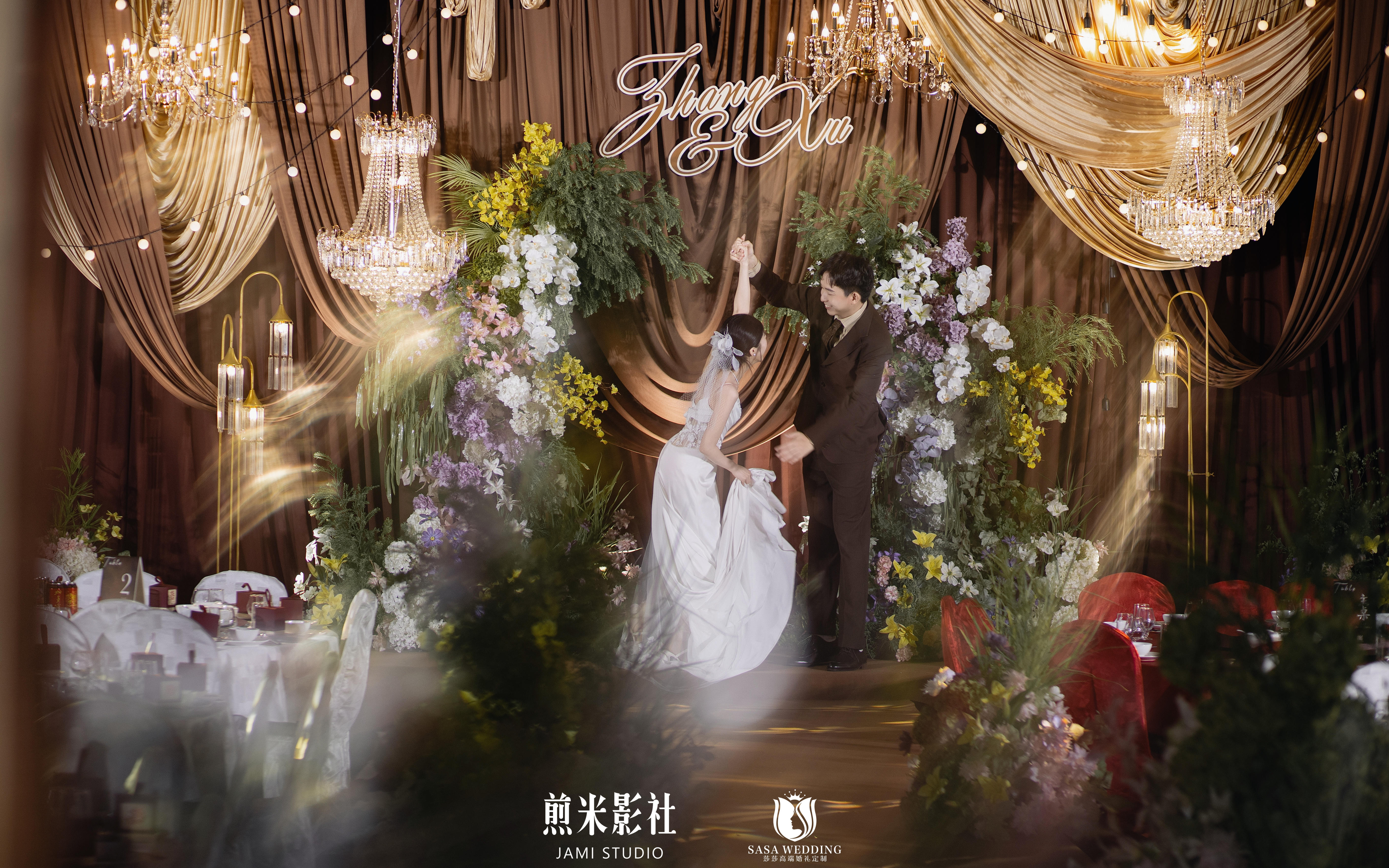 今年火爆的婚礼色调必须是~美拉德