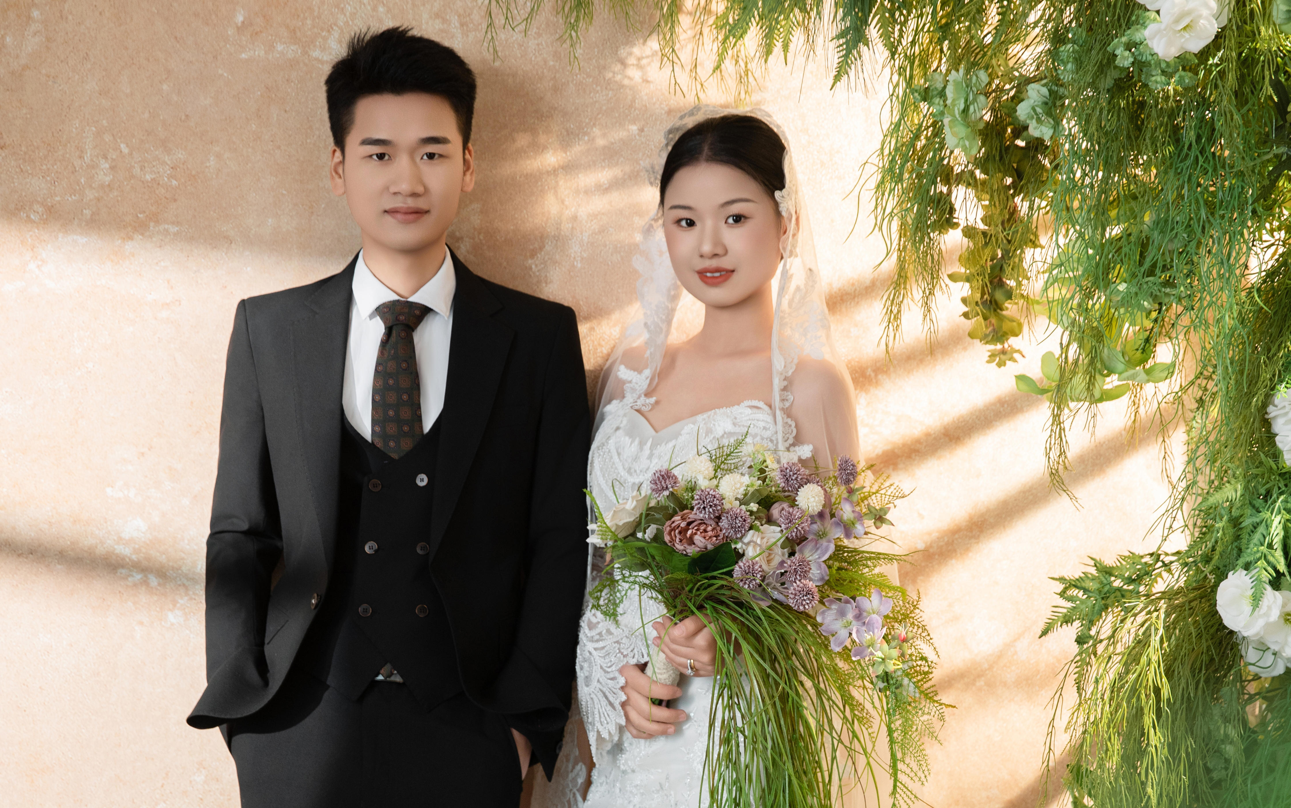 法式轻复古婚纱/极简缎面主纱