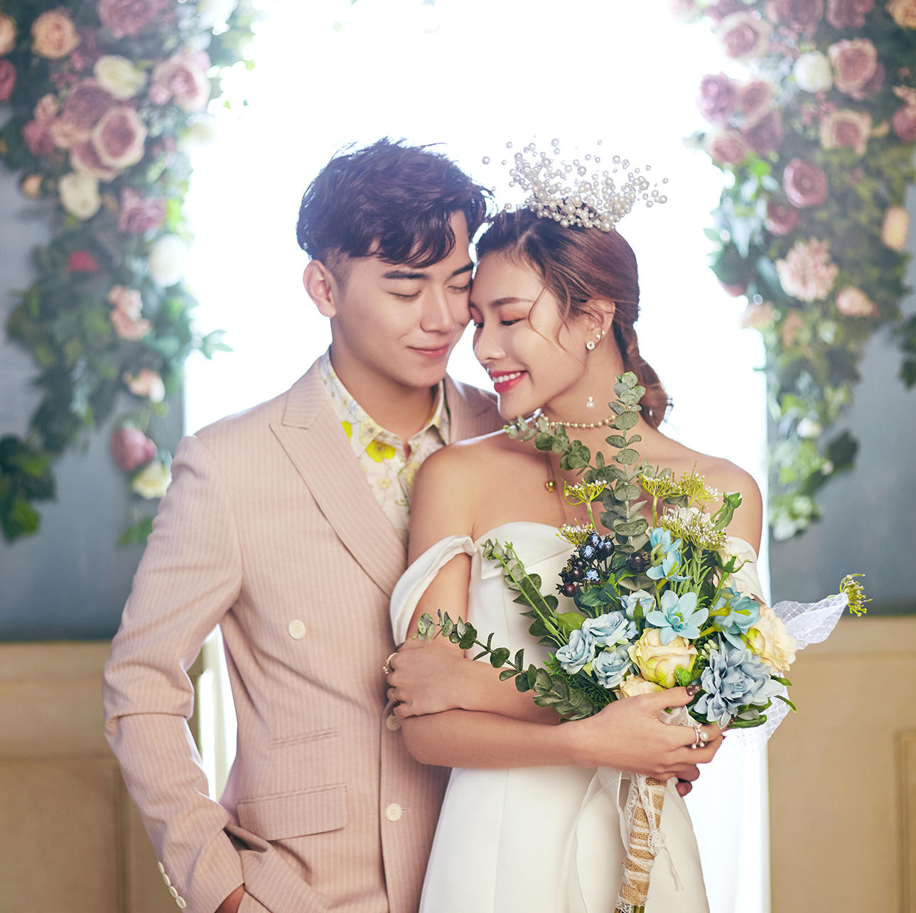 拍儀式感的婚紗照+十服十造＋景點(diǎn)任選＋送婚紗