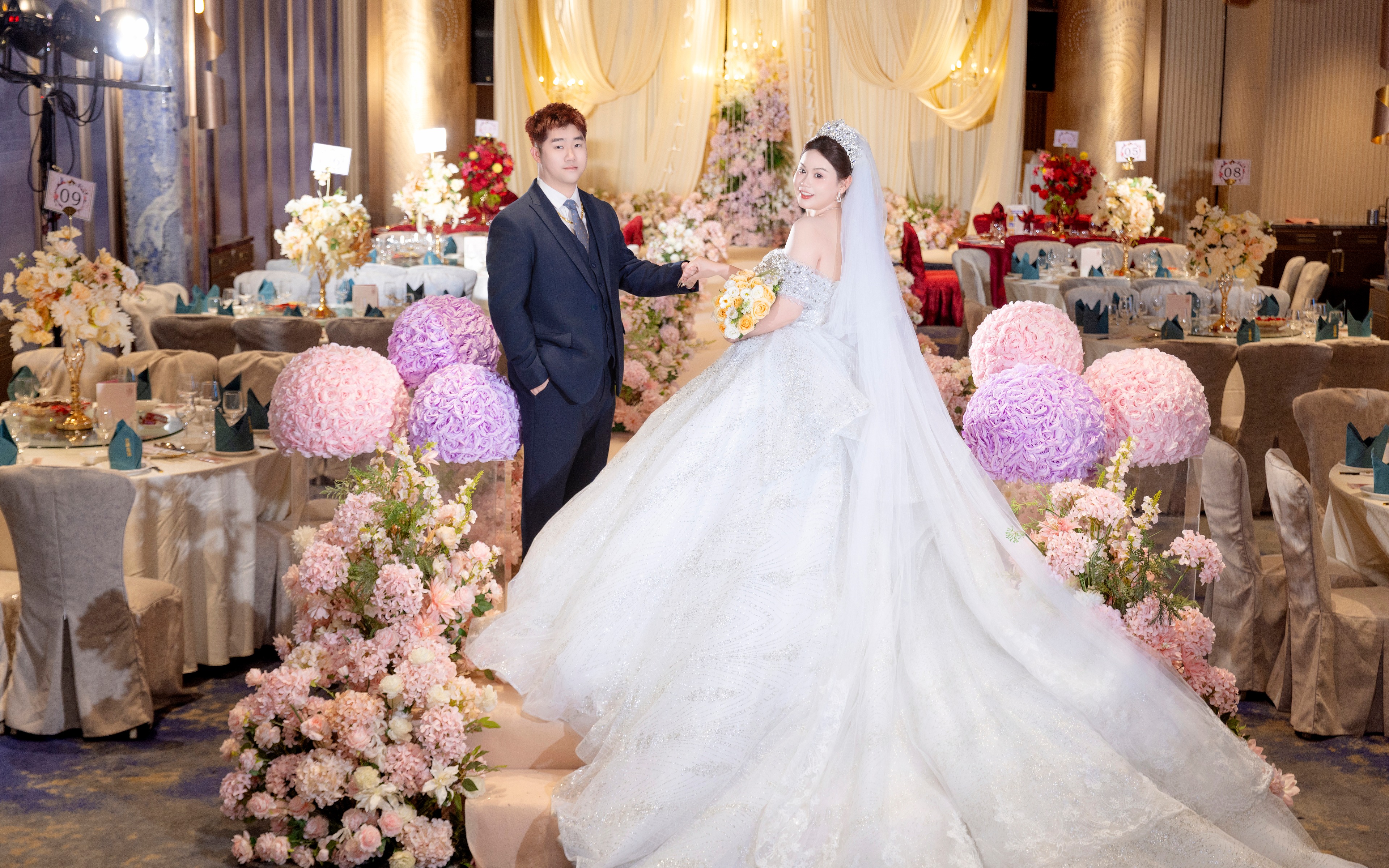 小层高婚礼的氛围感 | 自带温柔感的奶油色
