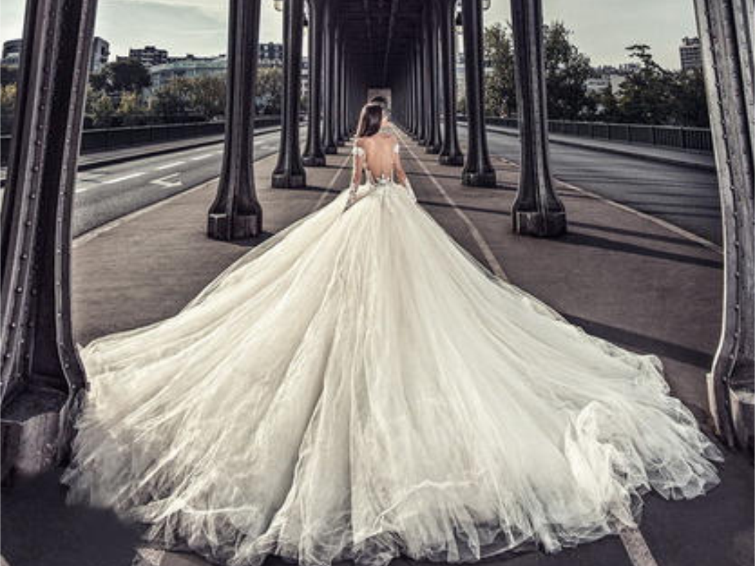 【店庆活动】高端婚纱礼服套+资深首席老师跟妆