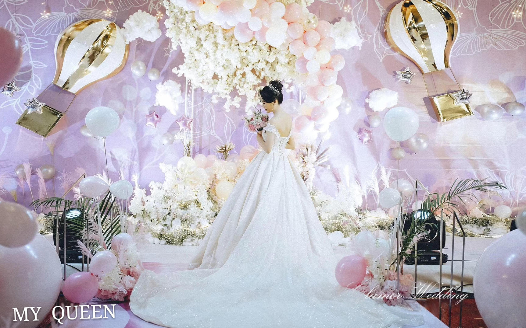 璀璨系列烫金大拖尾婚纱婚礼现现场图