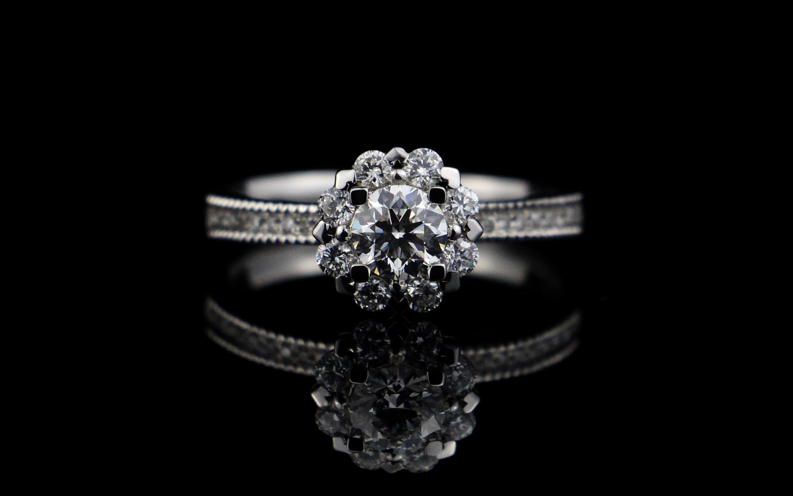 壹定制珠宝流光系列显钻款钻戒