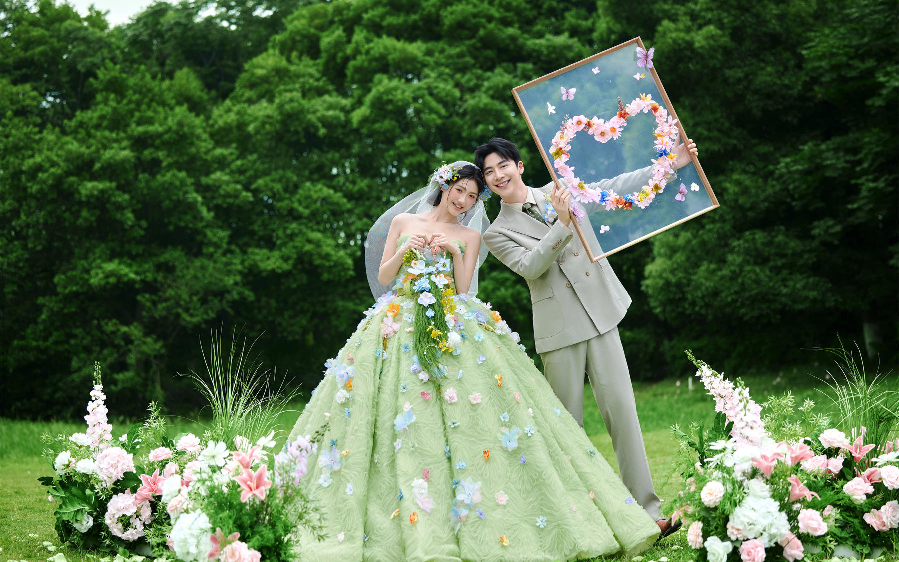 ??被問爆的森系婚紗照！綠野花神下凡既視感??