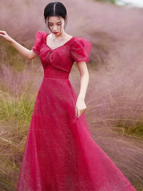 店铺热推：轻奢品牌仪式纱+敬酒服+伴娘服+跟妆