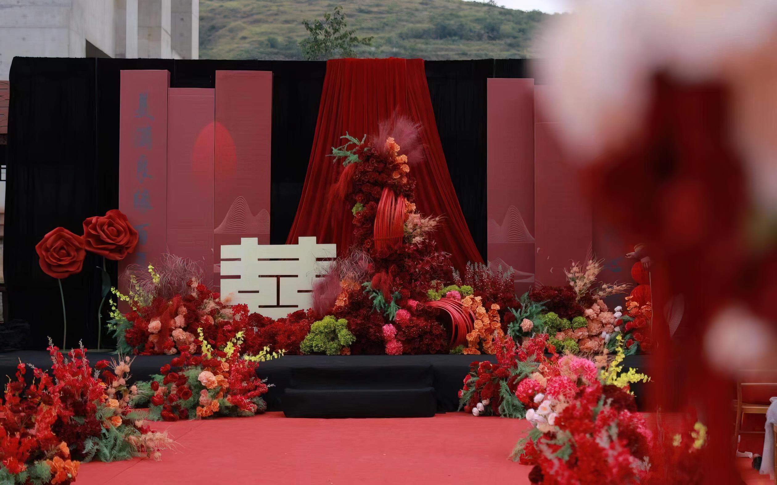 农村坝坝宴红黑主题喜字婚礼