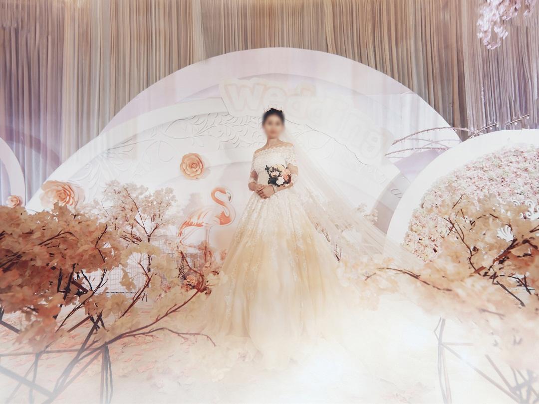 2020年 主打 香槟色婚礼