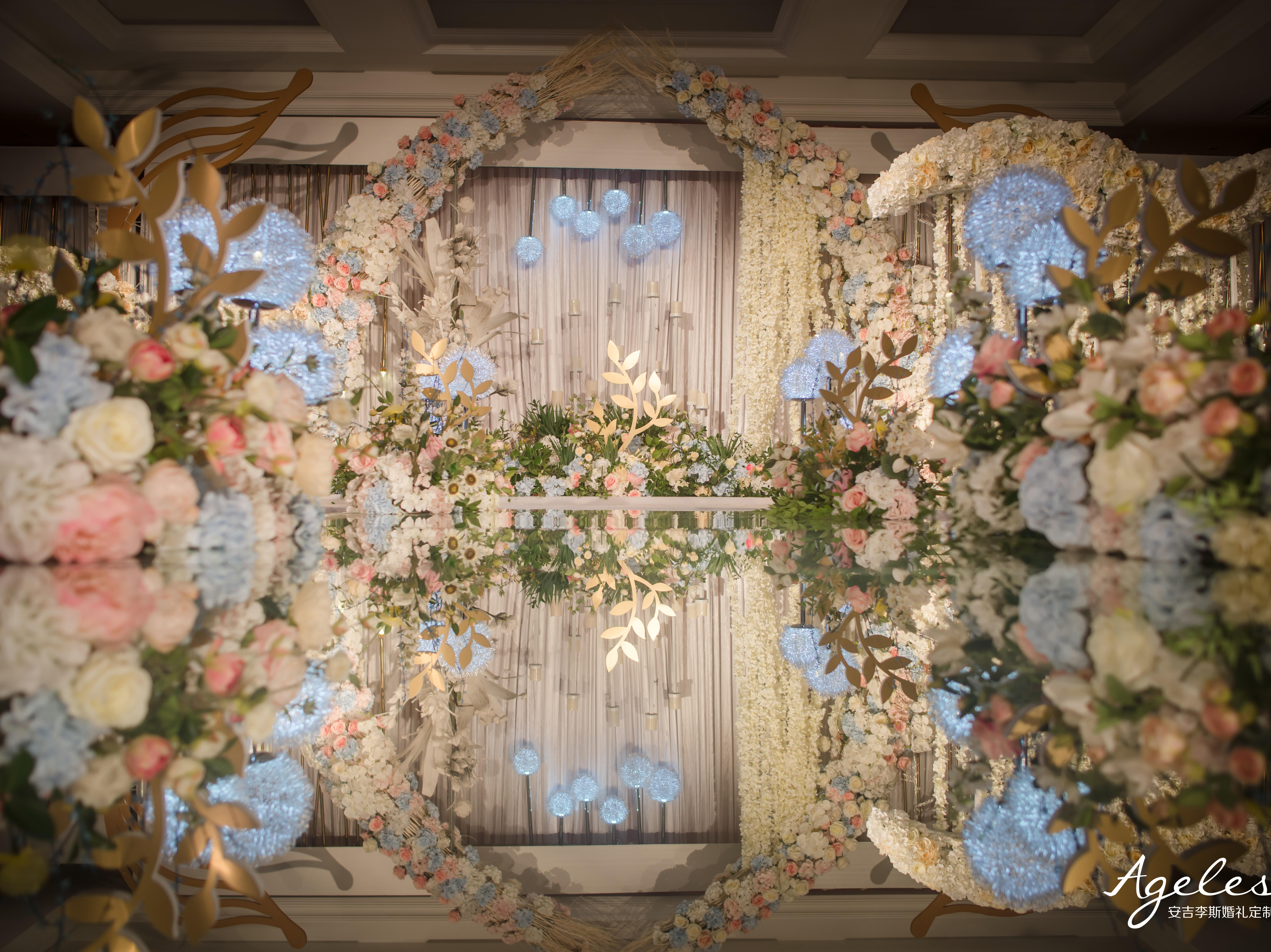 香槟金简约风婚礼丨为爱敞开的心门