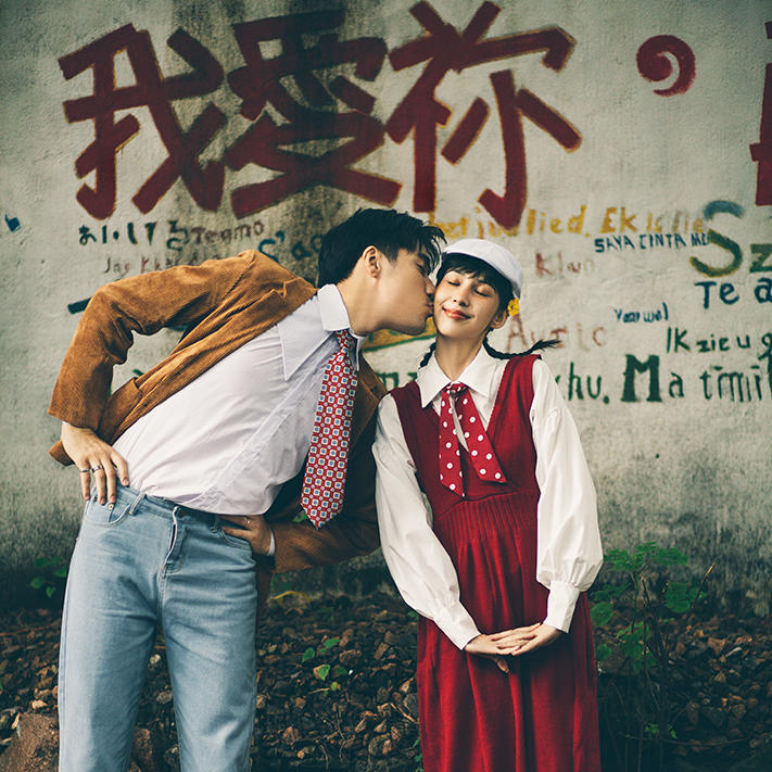 【巴黎摄影】第三铁道咖啡馆文艺风婚纱照
