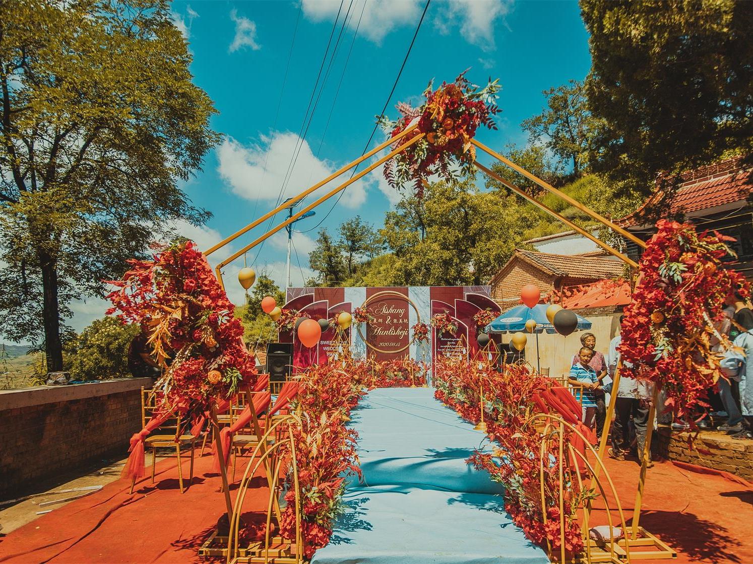 特价农村现代红色主题婚礼策划