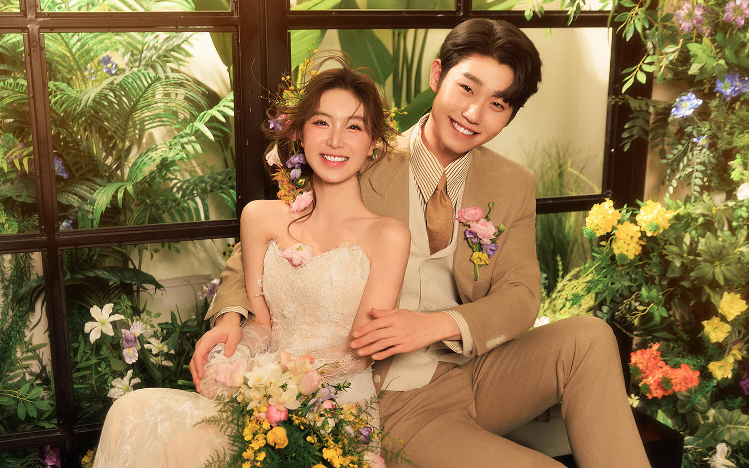 “拍婚紗照那天，他偷偷湊我耳邊說(shuō)……”